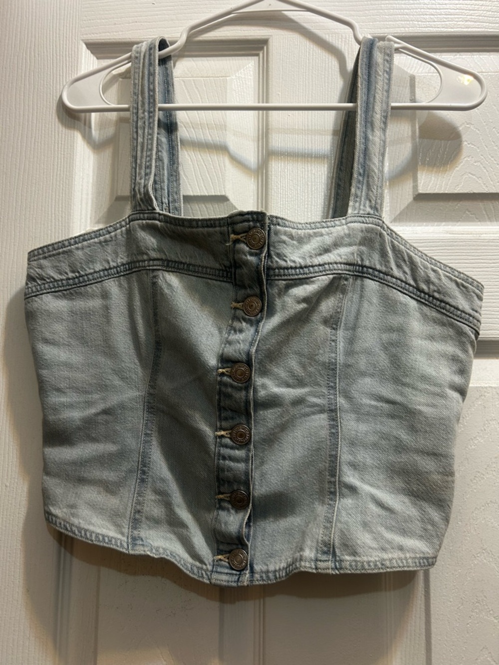 Levi's Light Blue Denim Button-Front Crop Top